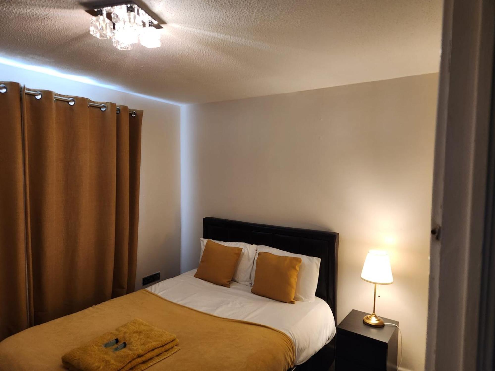 Home Away From Home Лондон Экстерьер фото